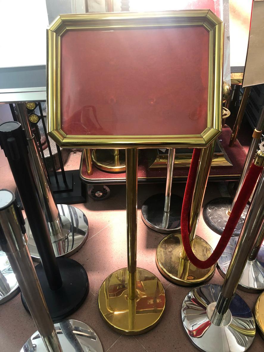 Hình ảnh thực tế từ các dự án bảng menu đã được Cơ Khí Đại Việt triển khai thành công cho các chuỗi F&B.