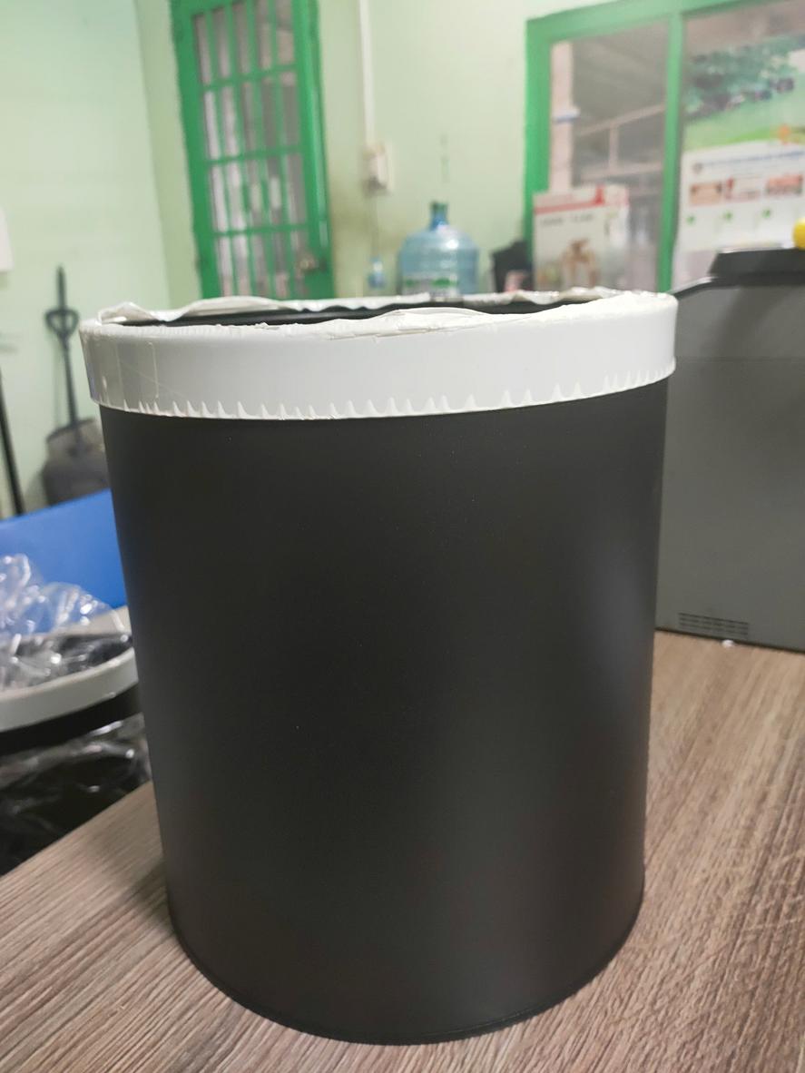 Mỗi loại inox có thành phần và đặc tính khác nhau, ảnh hưởng đến độ bền và giá thành.