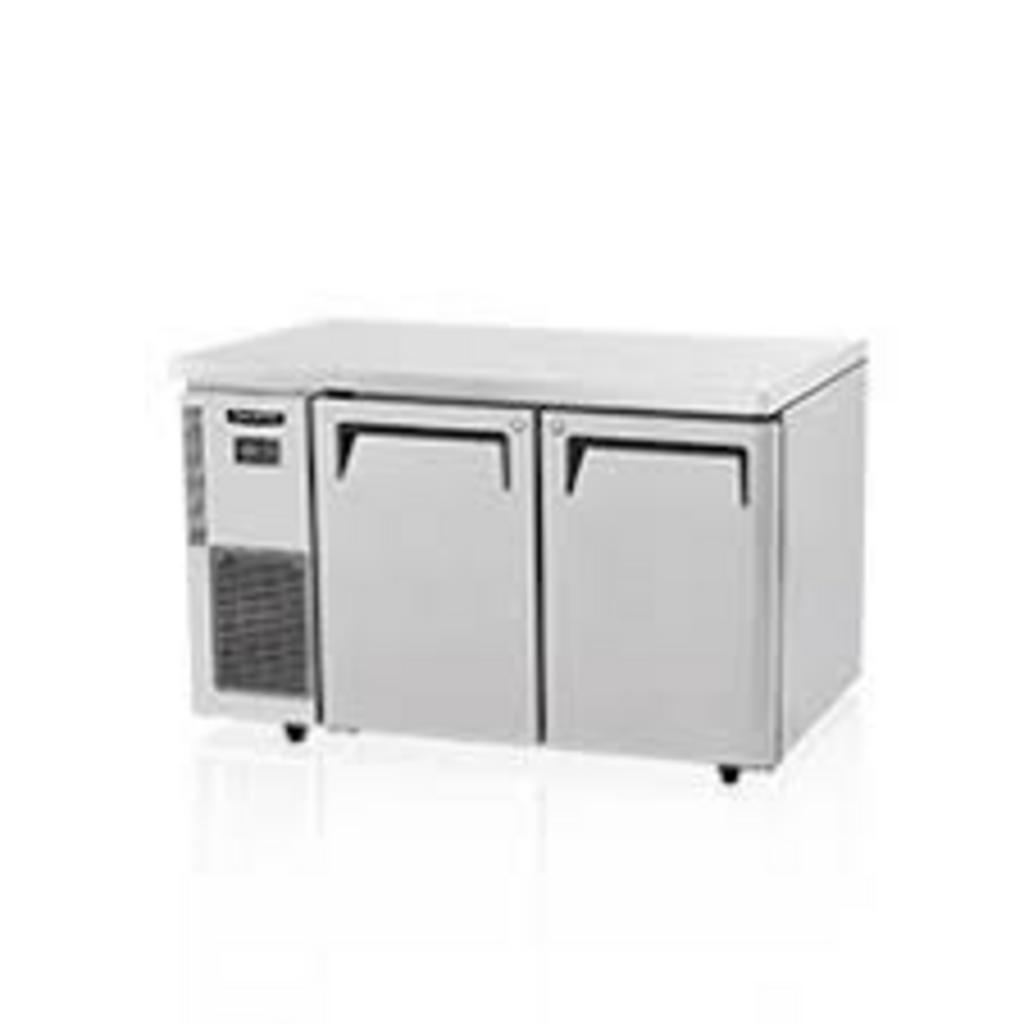 Xưởng sản xuất hiện đại của Cơ Khí Đại Việt - Nơi tạo ra những sản phẩm inox chất lượng cao.