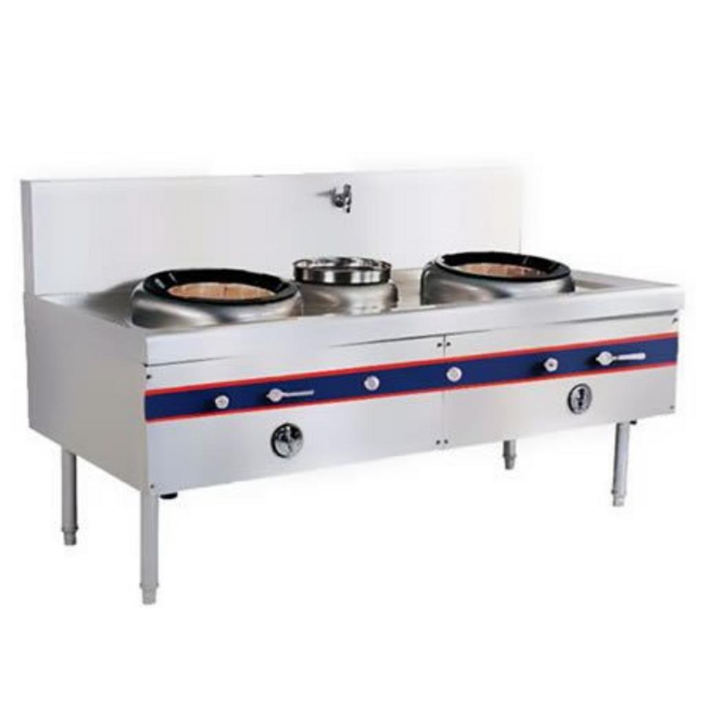 Xưởng sản xuất hiện đại của Cơ Khí Đại Việt - Nơi tạo ra những sản phẩm inox chất lượng cao.