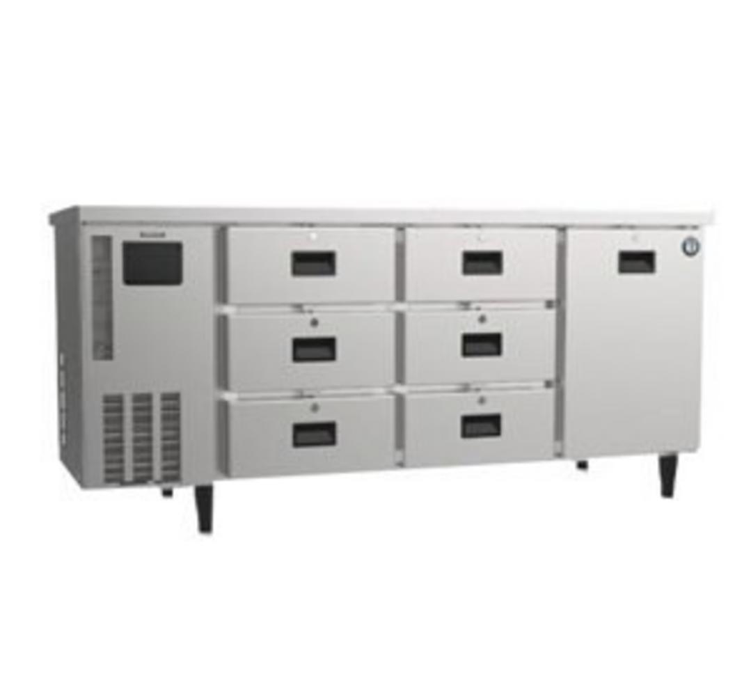 Xưởng sản xuất hiện đại của Cơ Khí Đại Việt - Nơi tạo ra những sản phẩm inox chất lượng cao.