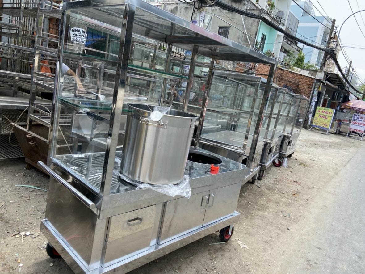 Xưởng sản xuất hiện đại của Cơ Khí Đại Việt - Nơi tạo ra những sản phẩm inox chất lượng cao.