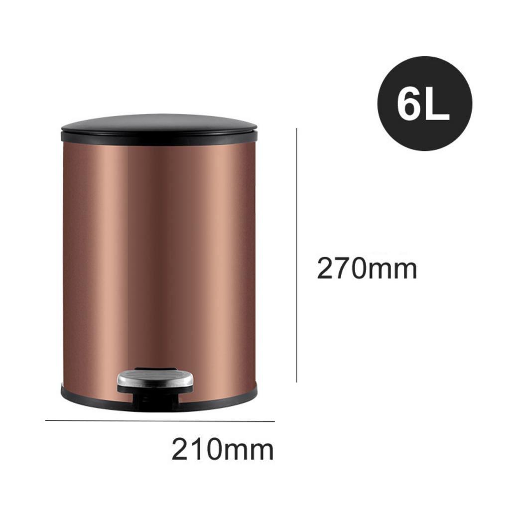 Cơ chế đạp chân tiện lợi giúp nhân viên vệ sinh làm việc hiệu quả và an toàn hơn.