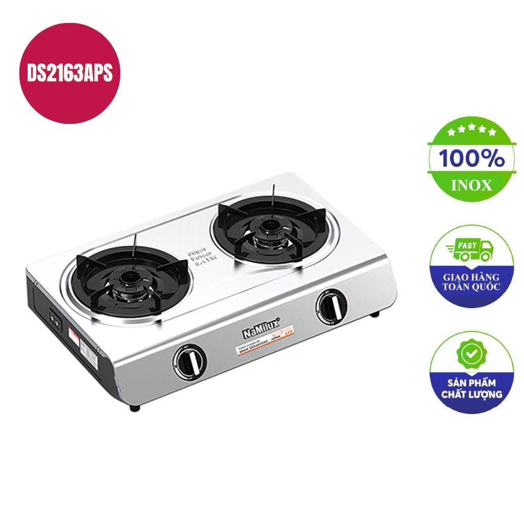 Hình ảnh so sánh trực quan giữa bếp gas âm sang trọng và bếp gas dương truyền thống.