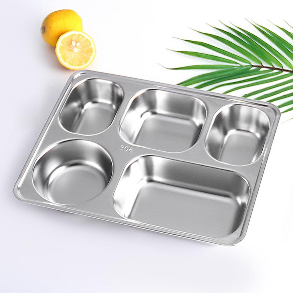 Các loại khay cơm inox được phân loại theo số ngăn, từ 4 ngăn đến 6 ngăn sâu lòng.