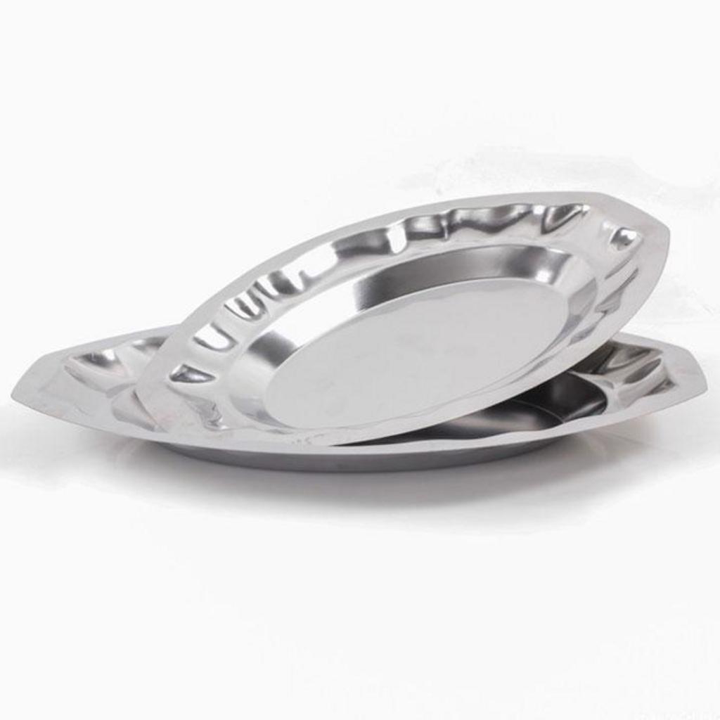 Một hình ảnh so sánh trực quan giữa xửng hấp inox, xửng hấp tre, xửng hấp nhôm và xửng hấp thủy tinh.