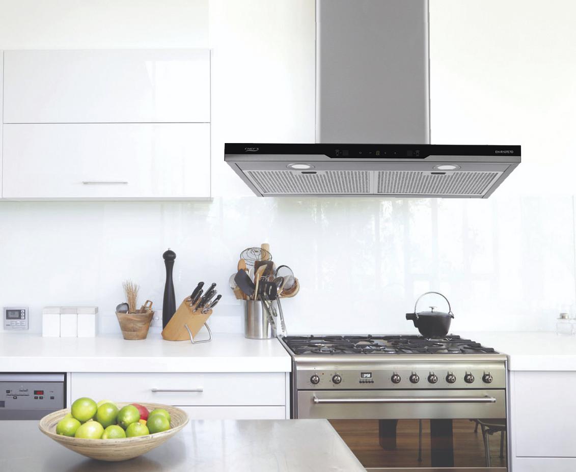 Sự khác biệt rõ rệt về thiết kế và công nghệ giữa máy hút mùi hiện đại và cổ điển.