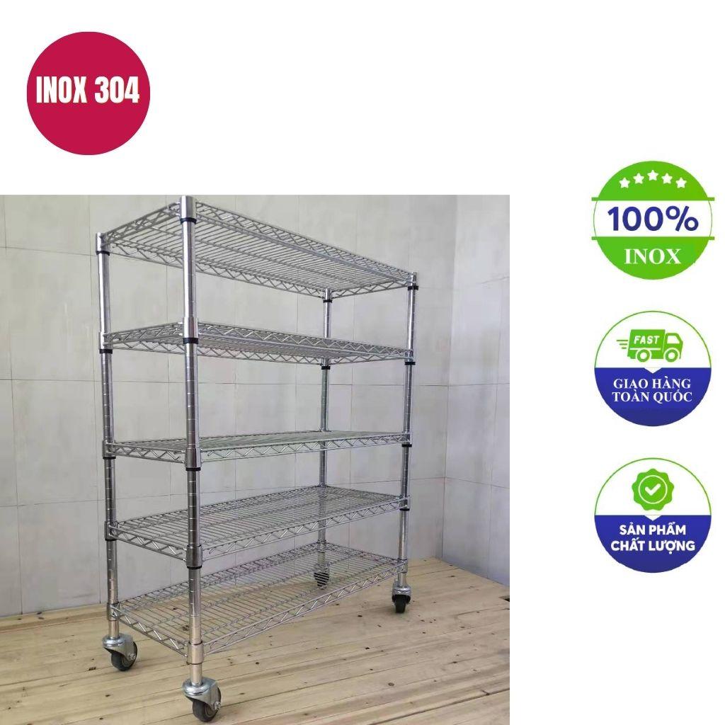 So sánh bề mặt và khả năng chống ăn mòn của inox 304 và inox 201 trong môi trường bếp ẩm ướt.