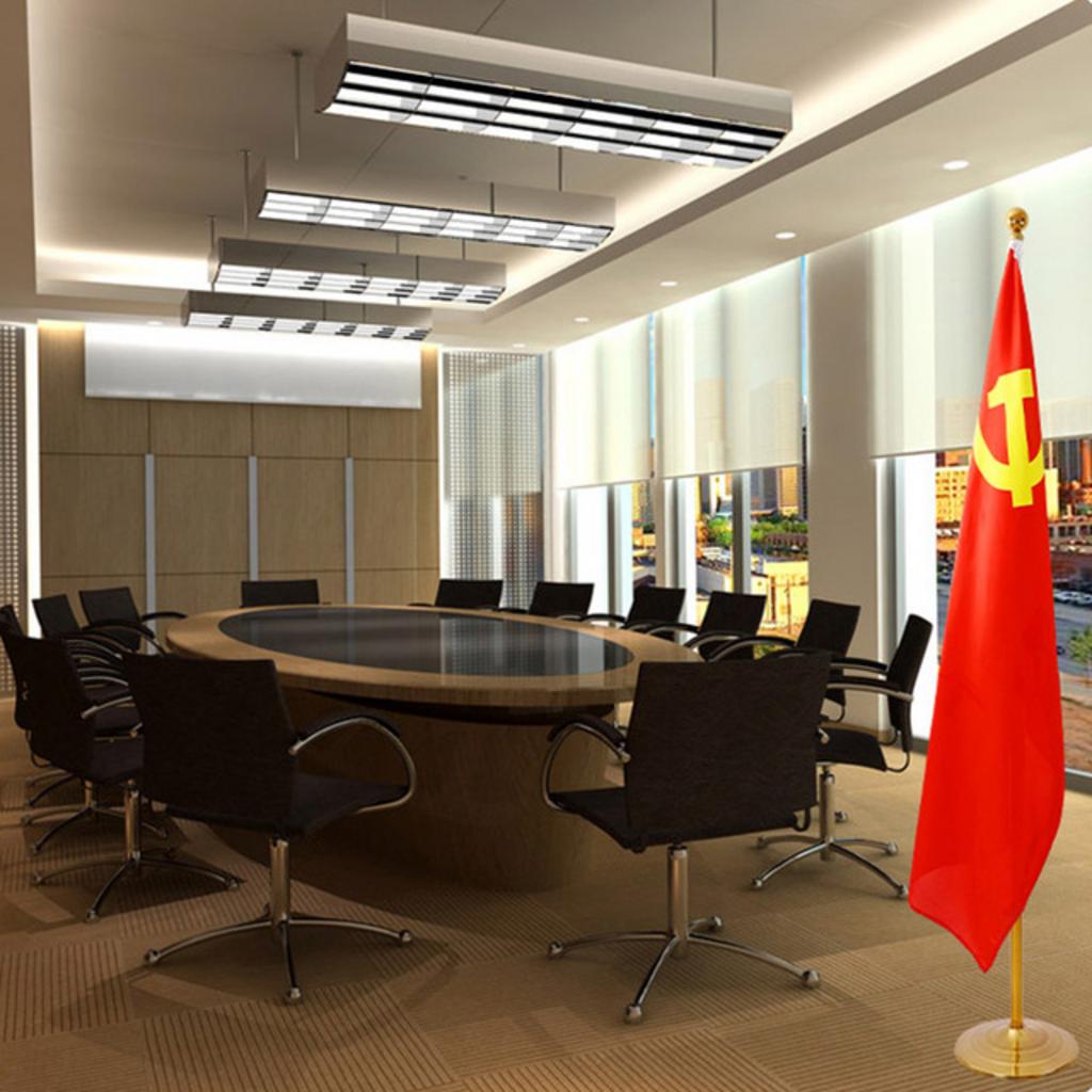 Bảng so sánh chi tiết các loại vật liệu phổ biến dùng để sản xuất cột cờ để bàn.