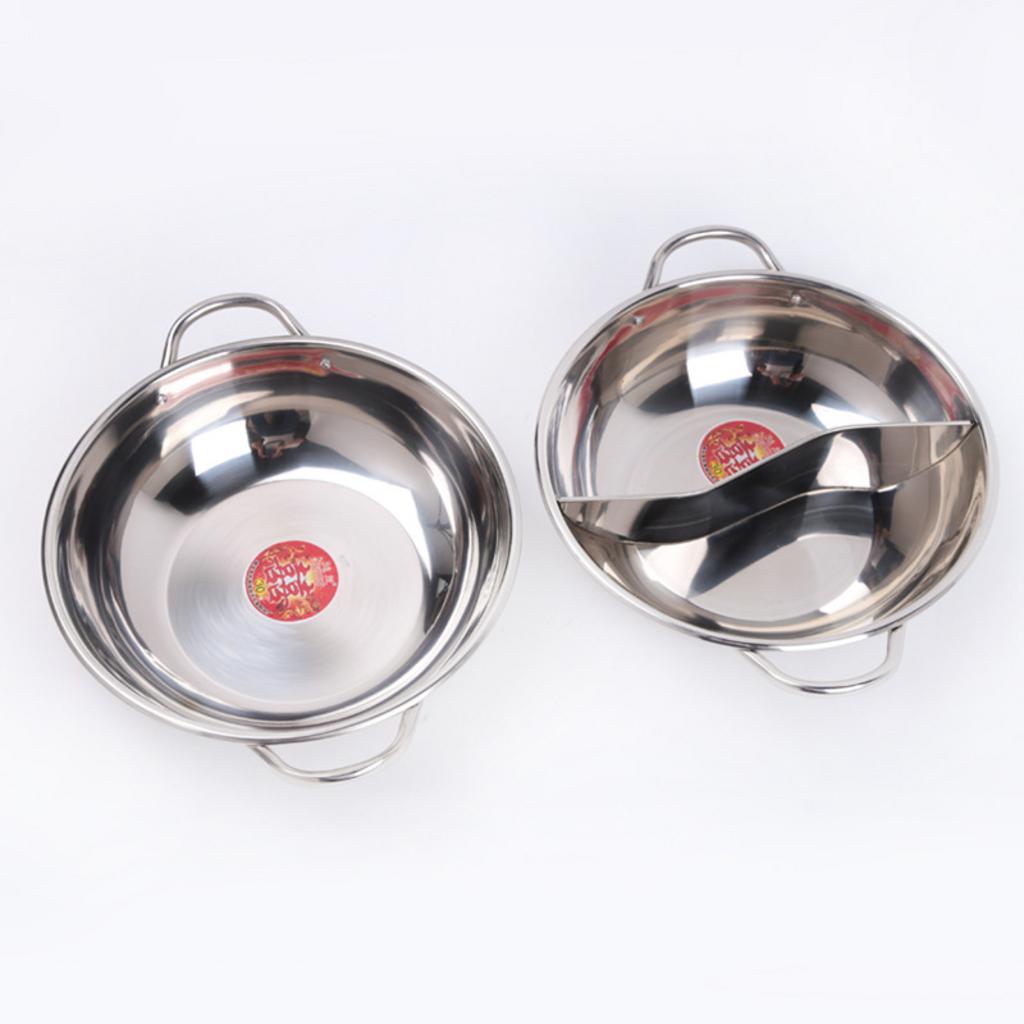 Hệ thống nồi lẩu inox chuyên nghiệp trong không gian nhà hàng sang trọng.