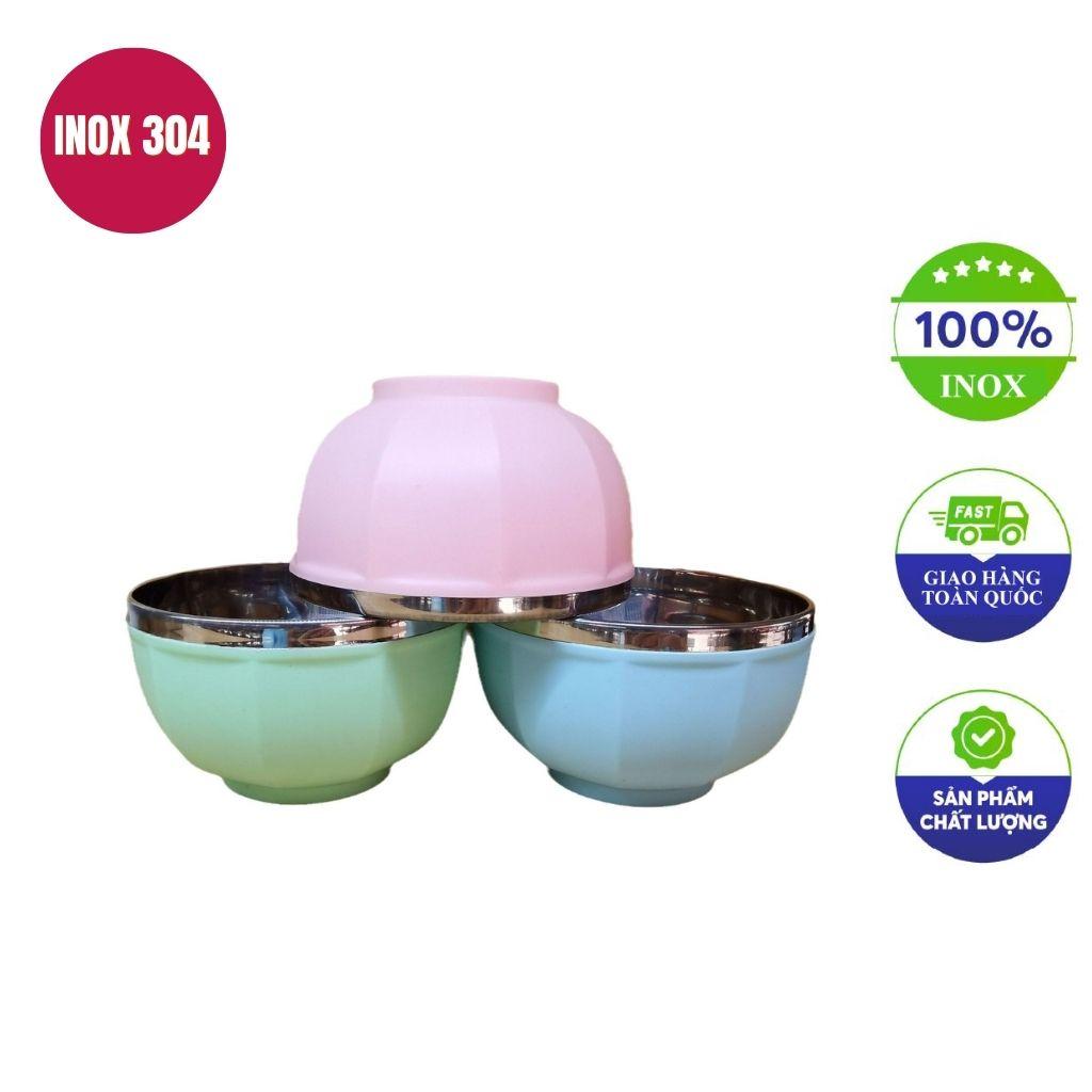 Các loại chén inox với thiết kế và độ dày khác nhau phục vụ các mục đích riêng biệt.