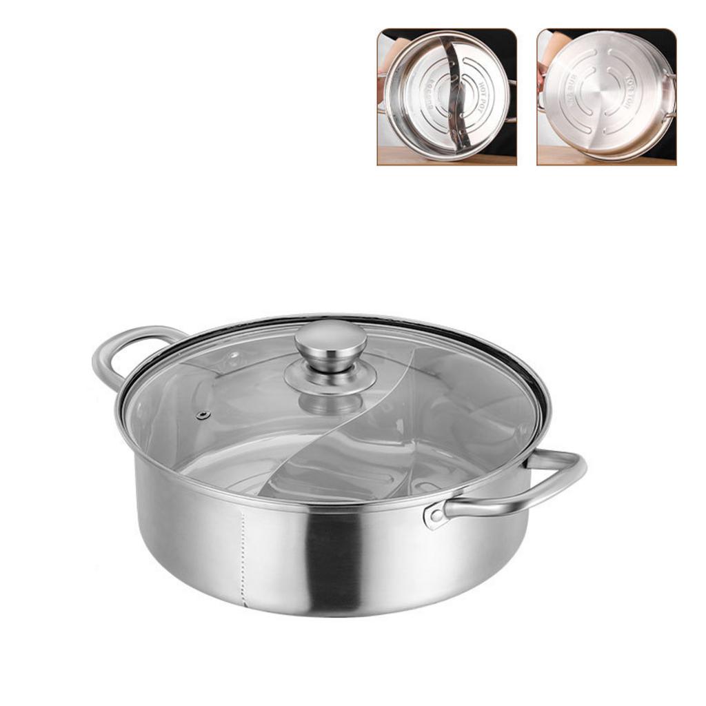 Hệ thống bếp lẩu âm bàn sử dụng nồi inox có vành tại một nhà hàng cao cấp.