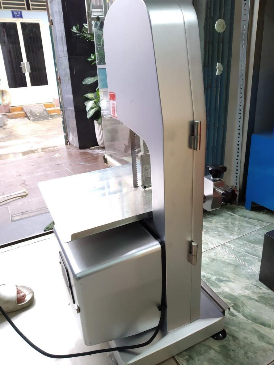 Luôn sử dụng cần đẩy xương chuyên dụng để đảm bảo an toàn tuyệt đối.