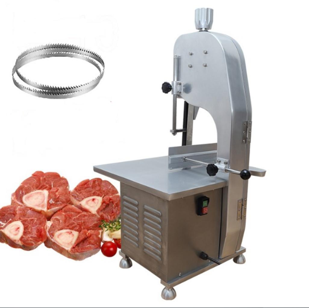 Vệ sinh kỹ các chi tiết máy sau mỗi ca làm việc để đảm bảo VSATTP.