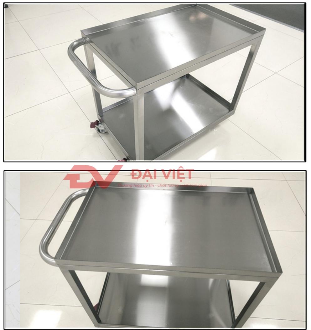 Bánh PU 100 mm cho khả năng chịu tải, bám sàn và vận hành êm ái.
