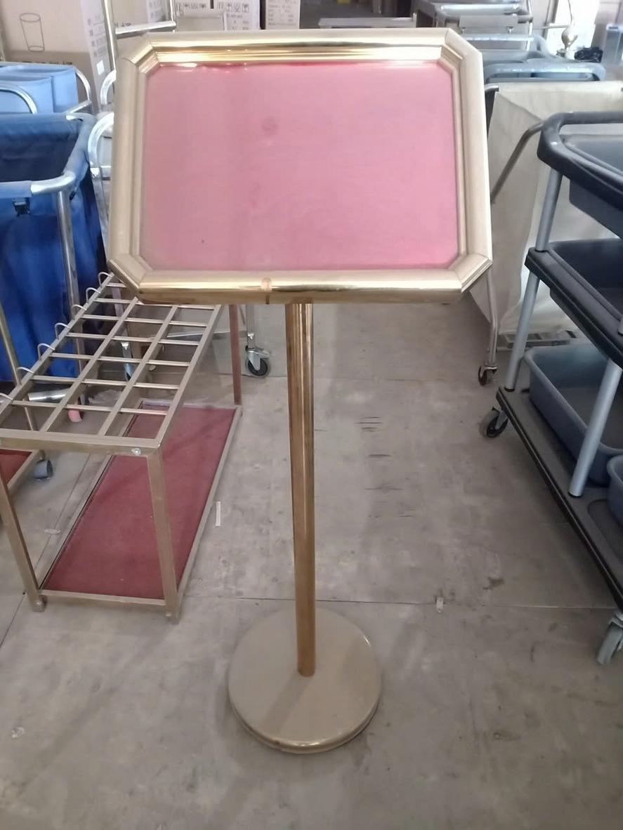 Hệ sinh thái bảng menu kỹ thuật số tích hợp với POS và QR Code giúp tối ưu hóa toàn diện quy trình vận hành.