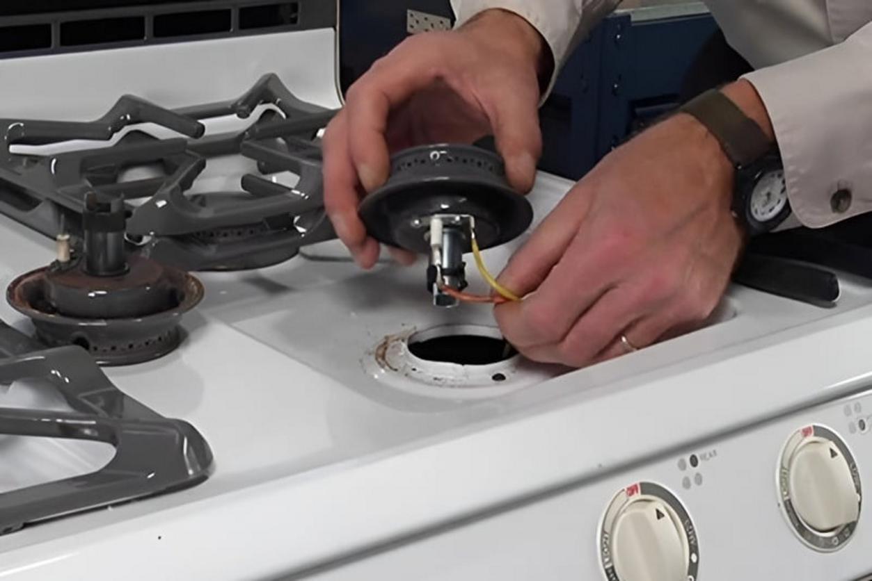 Lưới lọc mỡ cần vệ sinh định kỳ để đảm bảo lưu lượng hút.