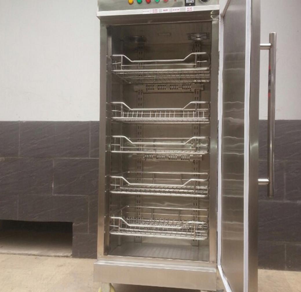 Module khử khuẩn Ozone + UV‑C đảm bảo an toàn vi sinh sau chu kỳ sấy.