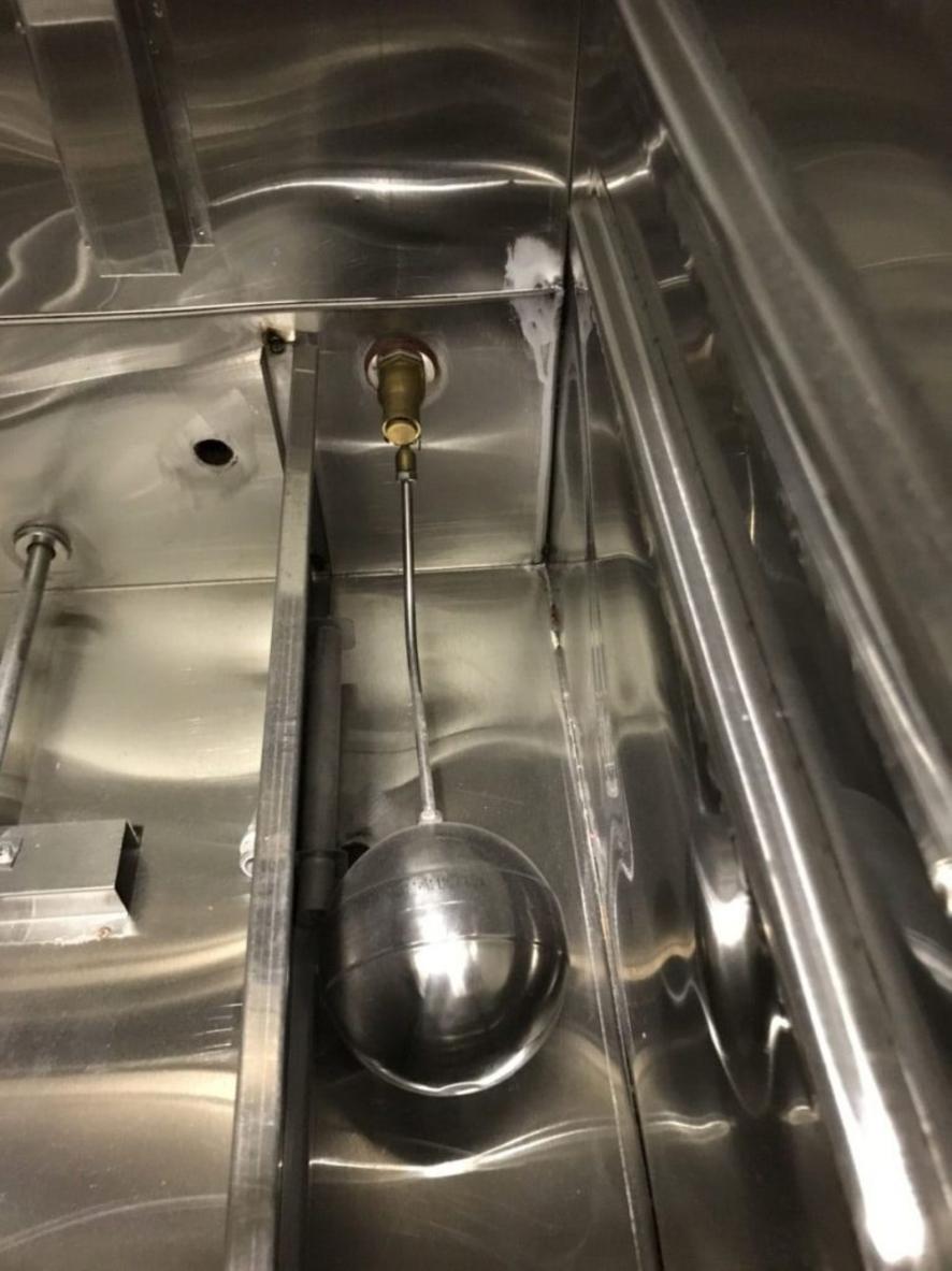 Củ van bằng đồng chất lượng cao — bền nhiệt, chống ăn mòn.