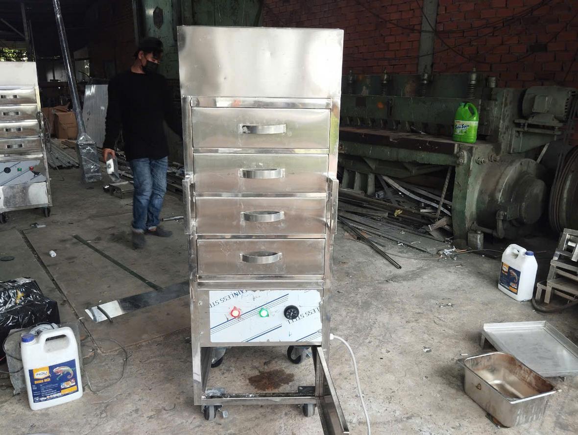 Tuỳ chọn nguồn: bản điện và bản gas — minh họa bảng điều khiển và đầu nối gas.