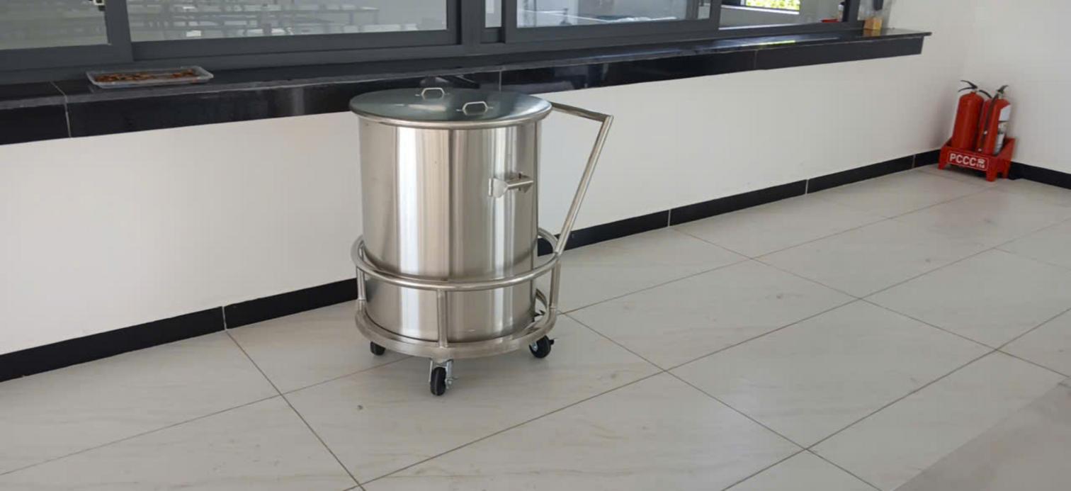 Inox 201 chỉ nên cân nhắc cho khu khô ít ẩm để giảm rủi ro xuống cấp