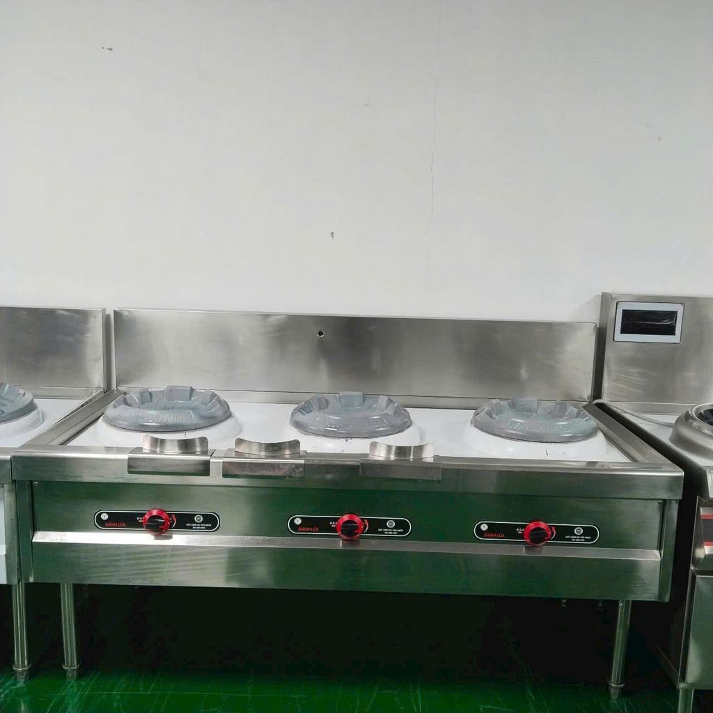 Các tình huống bếp từ công nghiệp phát huy lợi thế.