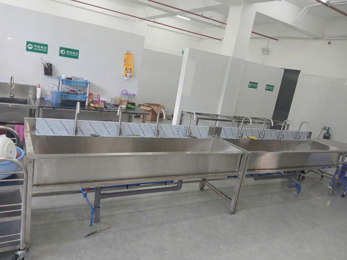 Lắp đặt và nghiệm thu theo checklist để đảm bảo đồng bộ công năng và vệ sinh