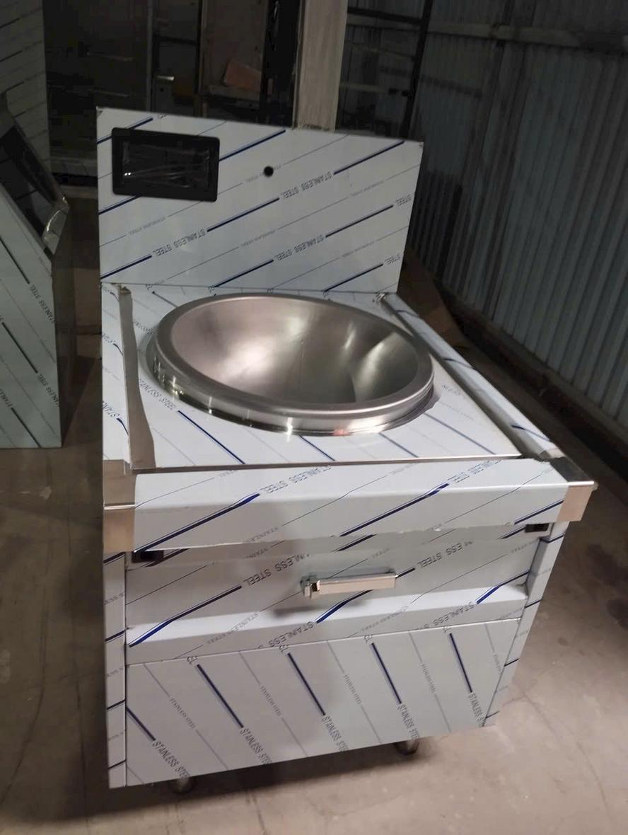 Minh hoạ nguyên tắc tách khu sạch–khu bẩn trong bếp khách sạn