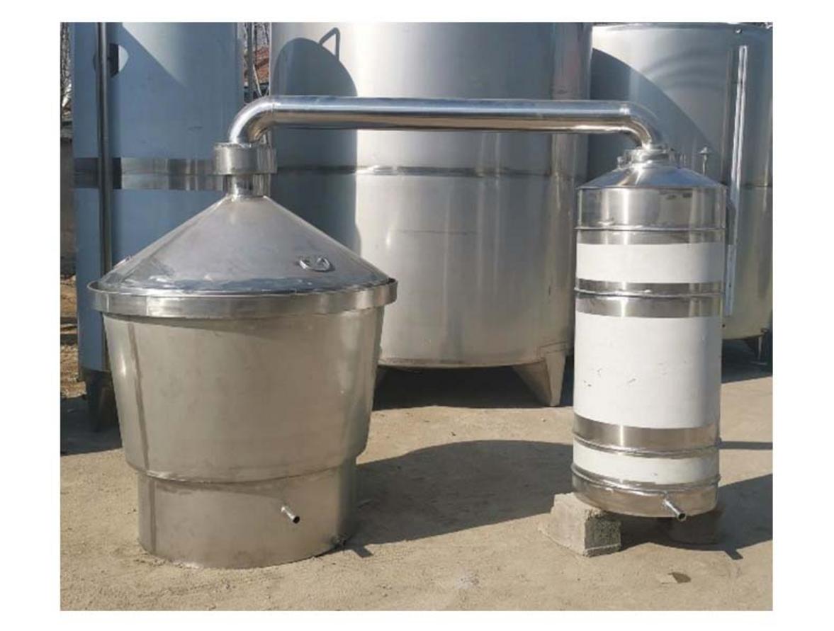 Inox 304 dày 1mm giúp nồi bền và an toàn hơn trong vận hành.