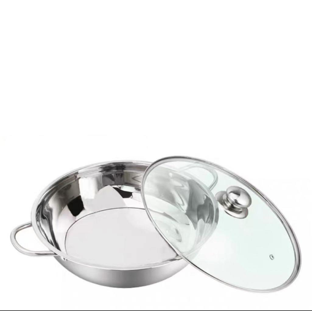 Nồi lẩu 24 cm là lựa chọn gọn và đủ cho gia đình nhỏ.