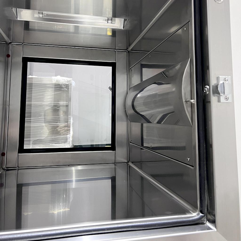Kích thước 500x500x500mm gọn, phù hợp phòng sạch diện tích hạn chế.