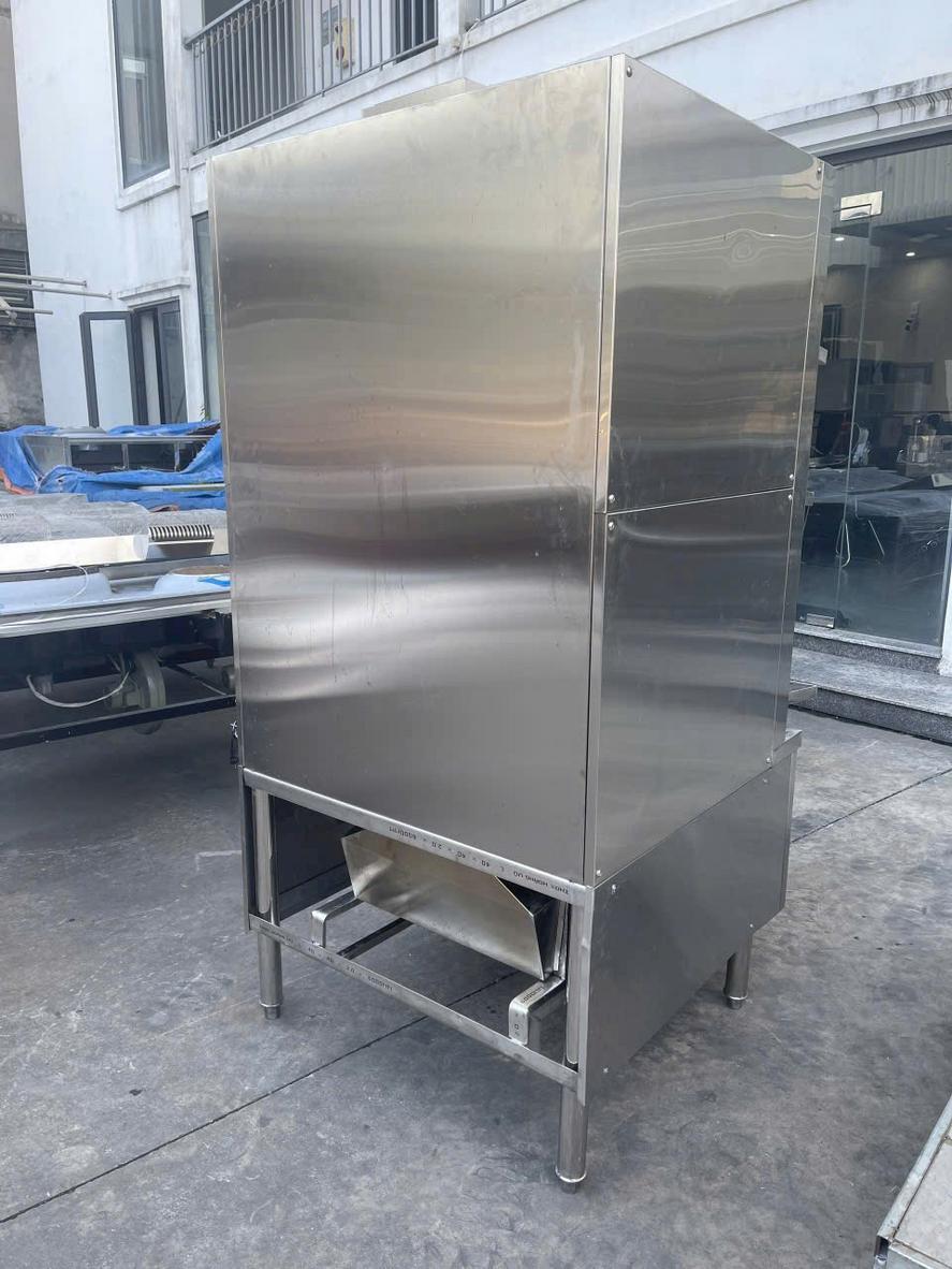 Đường kính 47 cm cho phép nồi hấp 2 tầng ra 48–60 bánh mỗi mẻ.