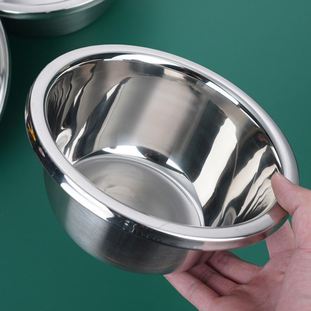 Mép bo tròn giúp thao tác an toàn và dễ cầm nắm hơn.