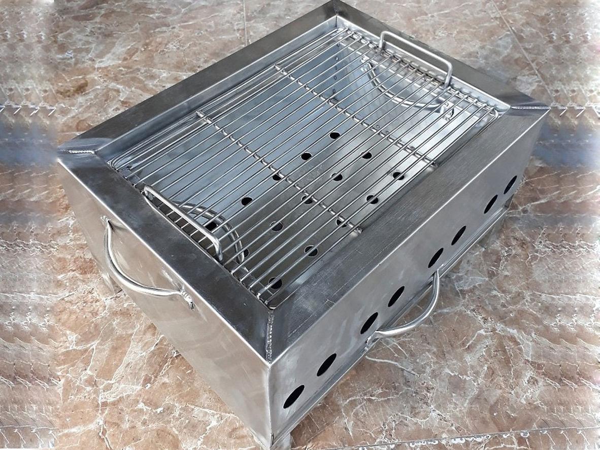 Các điểm mạnh thực tế của thùng nướng than inox 347x255x270mm.