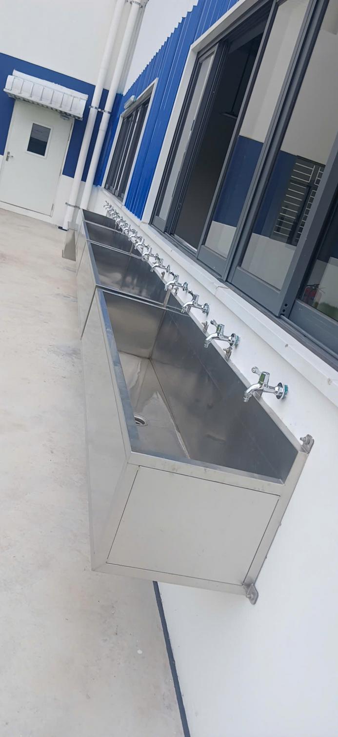 Mặt bàn inox 430 dày 8 zem trong dự án CÔNG TY TNHH CÔNG NGHIỆP V POWER - Cơ Khí Đại Việt