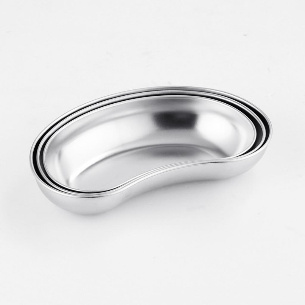 Bề mặt trơn láng giúp khay inox y tế dễ lau rửa và khử trùng.