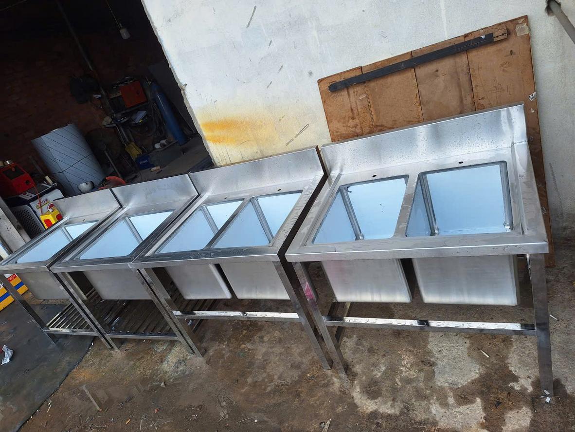 Các mẫu chậu rửa inox 1 hộc, 2 hộc, 3 hộc theo nhu cầu vận hành