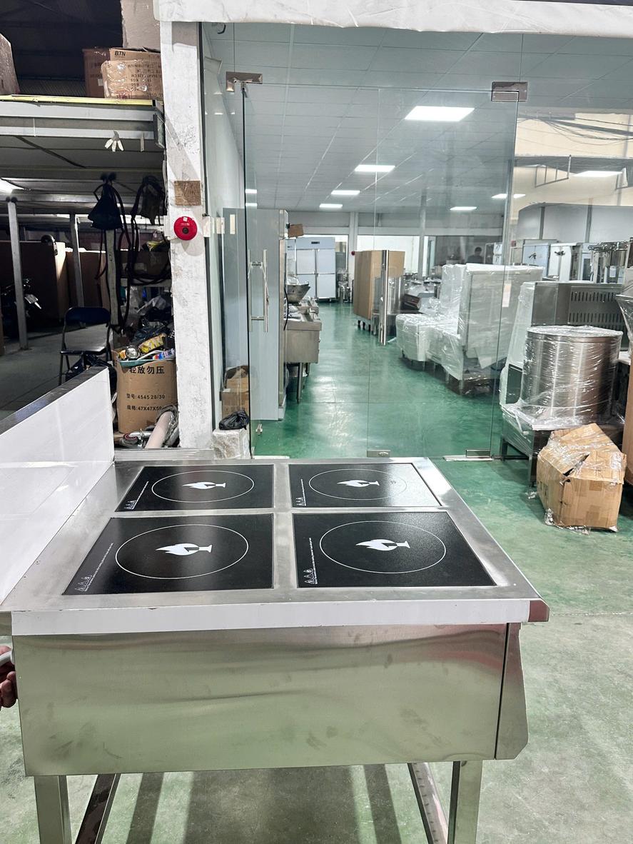 Bếp dừng giữa giờ cao điểm có thể gây chậm món và tăng chi phí vận hành.