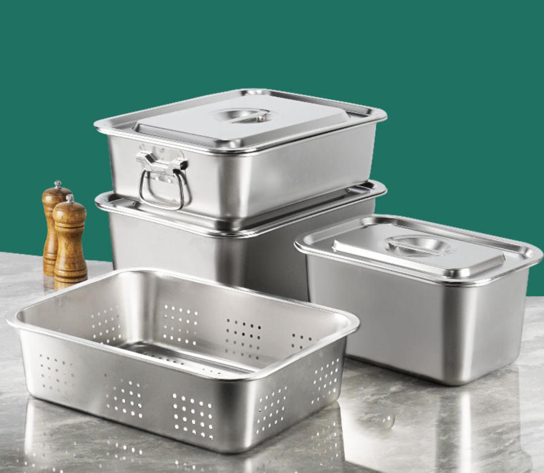 Khay inox vuông 40x40x2cm cạn lòng 2cm, bề mặt bóng mịn, phù hợp bếp gia đình và quầy topping.