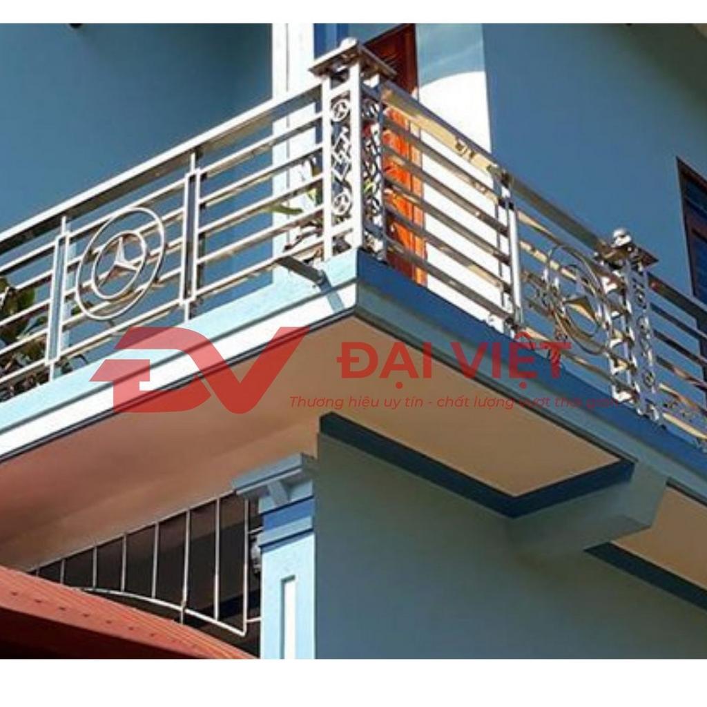 Cấu tạo lan can inox vuông 304 với trụ vuông và tay vịn vuông.