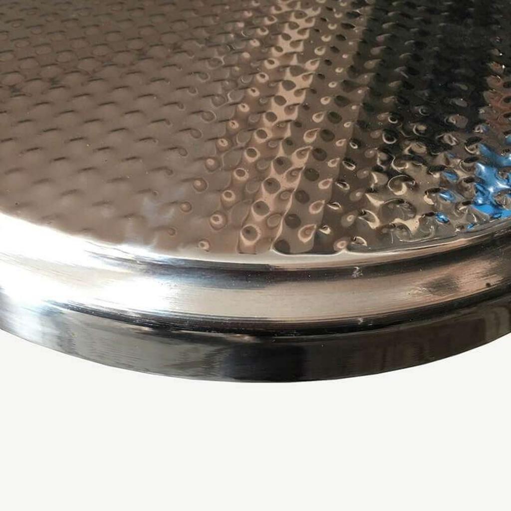 Cận cảnh mối hàn TIG khí Ar và mép cuốn CNC của mặt ghế inox 28-6 D.