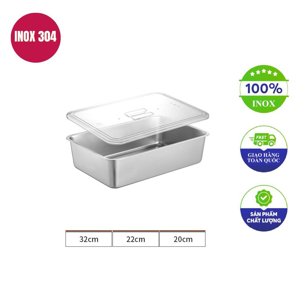 Nắp đậy kín giúp khay inox bảo quản sạch và gọn hơn