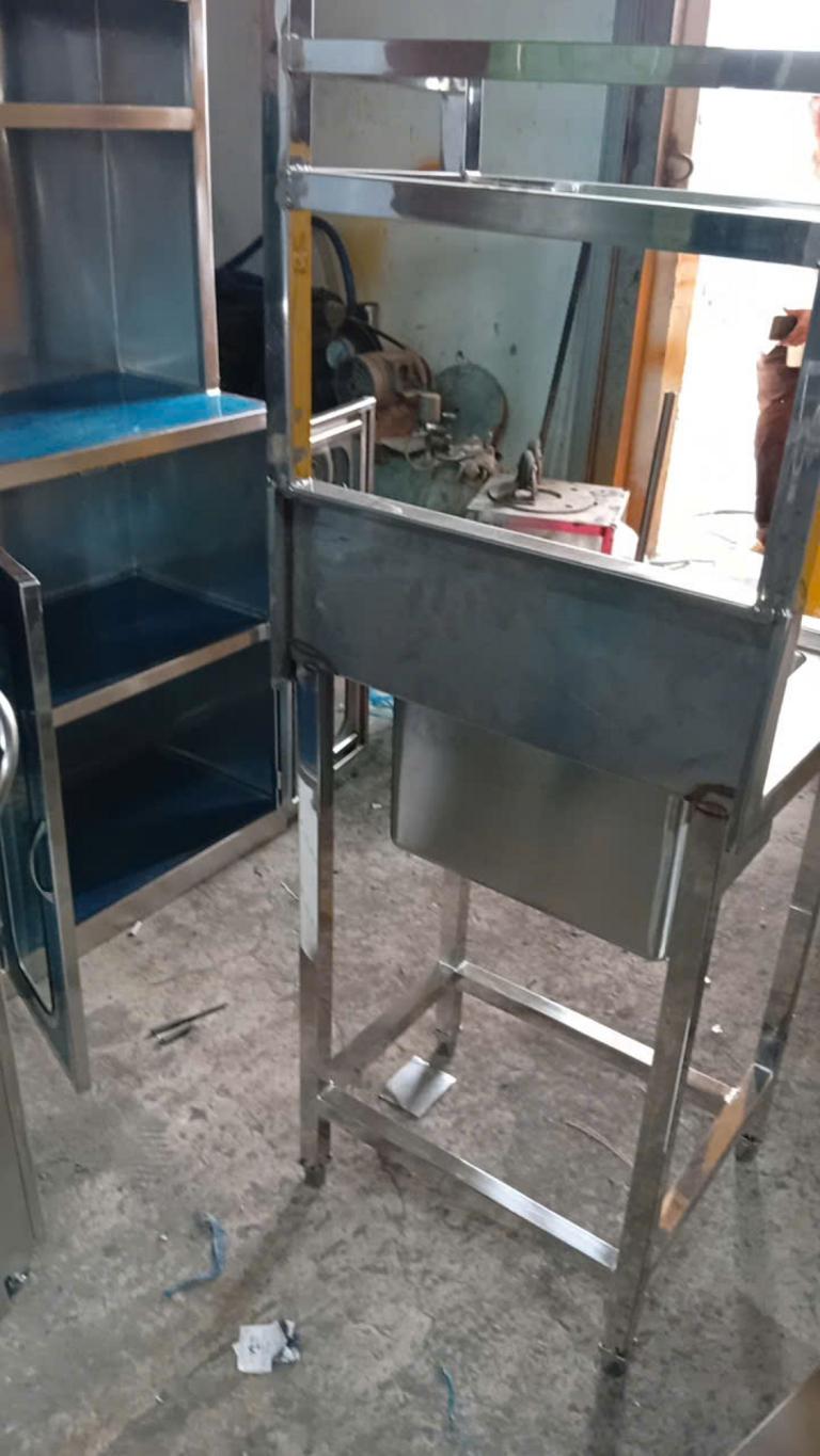 Chậu rửa inox 304 1 hố kèm 2 kệ trên - Dự án TP.HCM - Cơ Khí Đại Việt