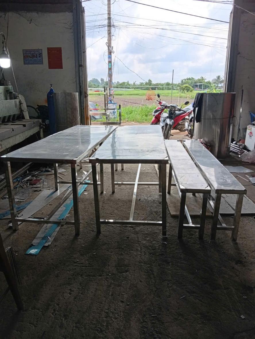 Bàn ăn công nghiệp inox 304 trong dự án CÔNG TY TNHH INDUSTRY FASHION JUNMEI (VIỆT NAM) - Cơ Khí Đại Việt