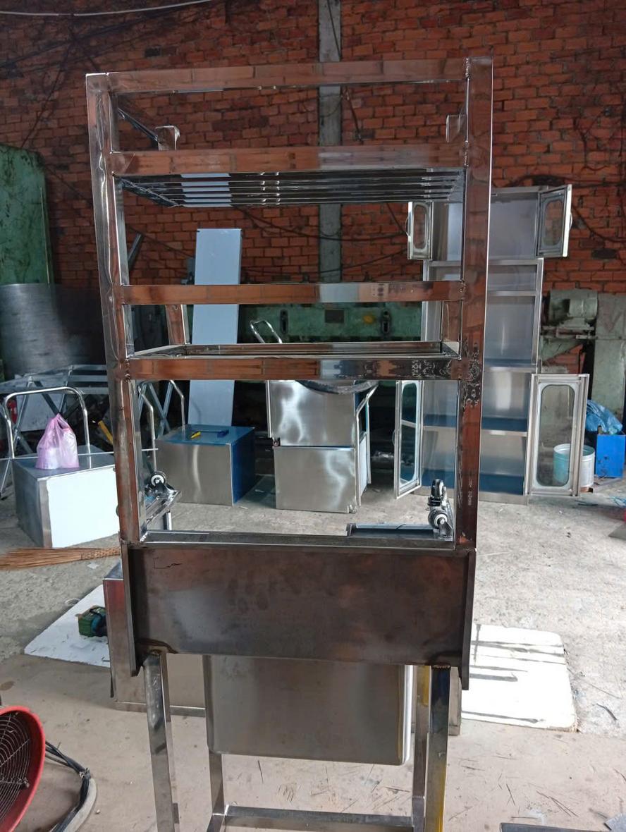 Chi tiết hoàn thiện chậu rửa inox 304 1 hố kèm 2 kệ - Dự án TP.HCM - Cơ Khí Đại Việt