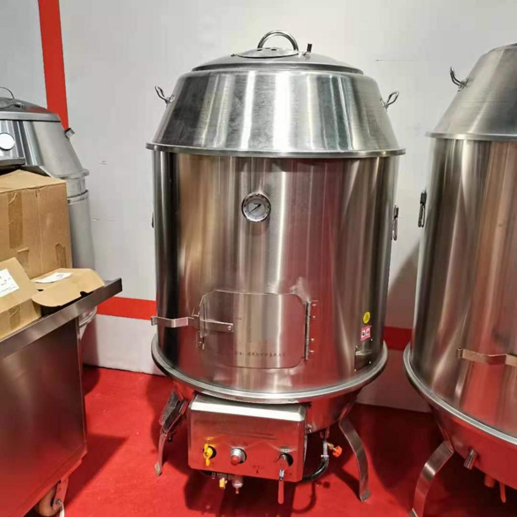 Van xả đáy và ống xả tràn giúp xả nước, dầu mỡ thừa nhanh chóng sau mỗi mẻ.
