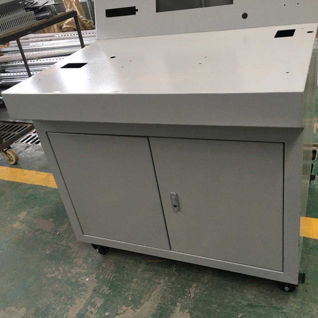 Hướng dẫn chọn chất liệu vỏ tủ điện theo môi trường lắp đặt và ngân sách đầu tư.