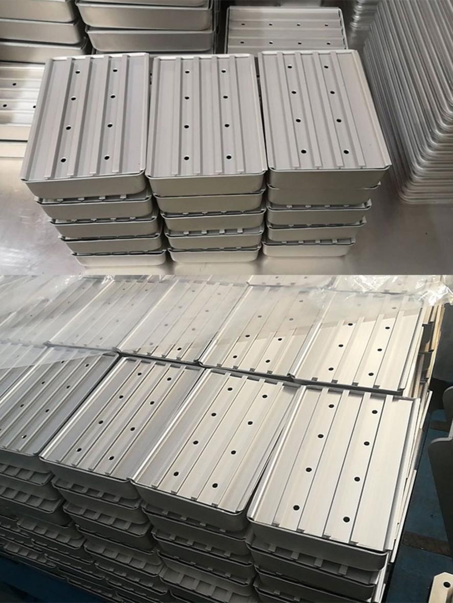 Inox 304 là mác inox được ưu tiên sử dụng cho khay bảo quản thực phẩm trong kho lạnh.