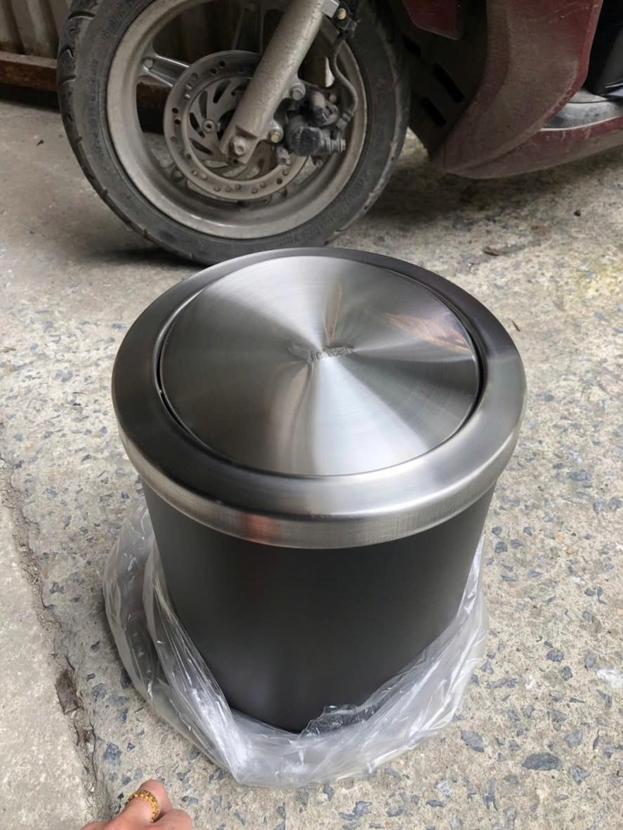 Bảng so sánh kỹ thuật giúp người mua phân biệt ba mác inox phổ biến trên thị trường.