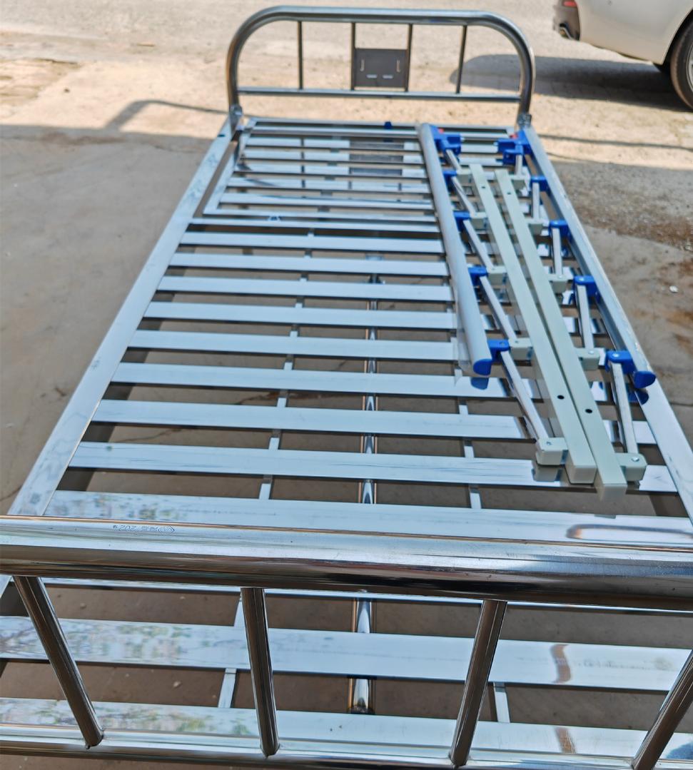 Bảng so sánh inox 304 và inox 201 áp dụng cho giường y tế